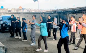 Bawaslu Lampung Gelar Senam Pagi Rutin Untuk Jaga Kebugaran Jajaran Sekretariat