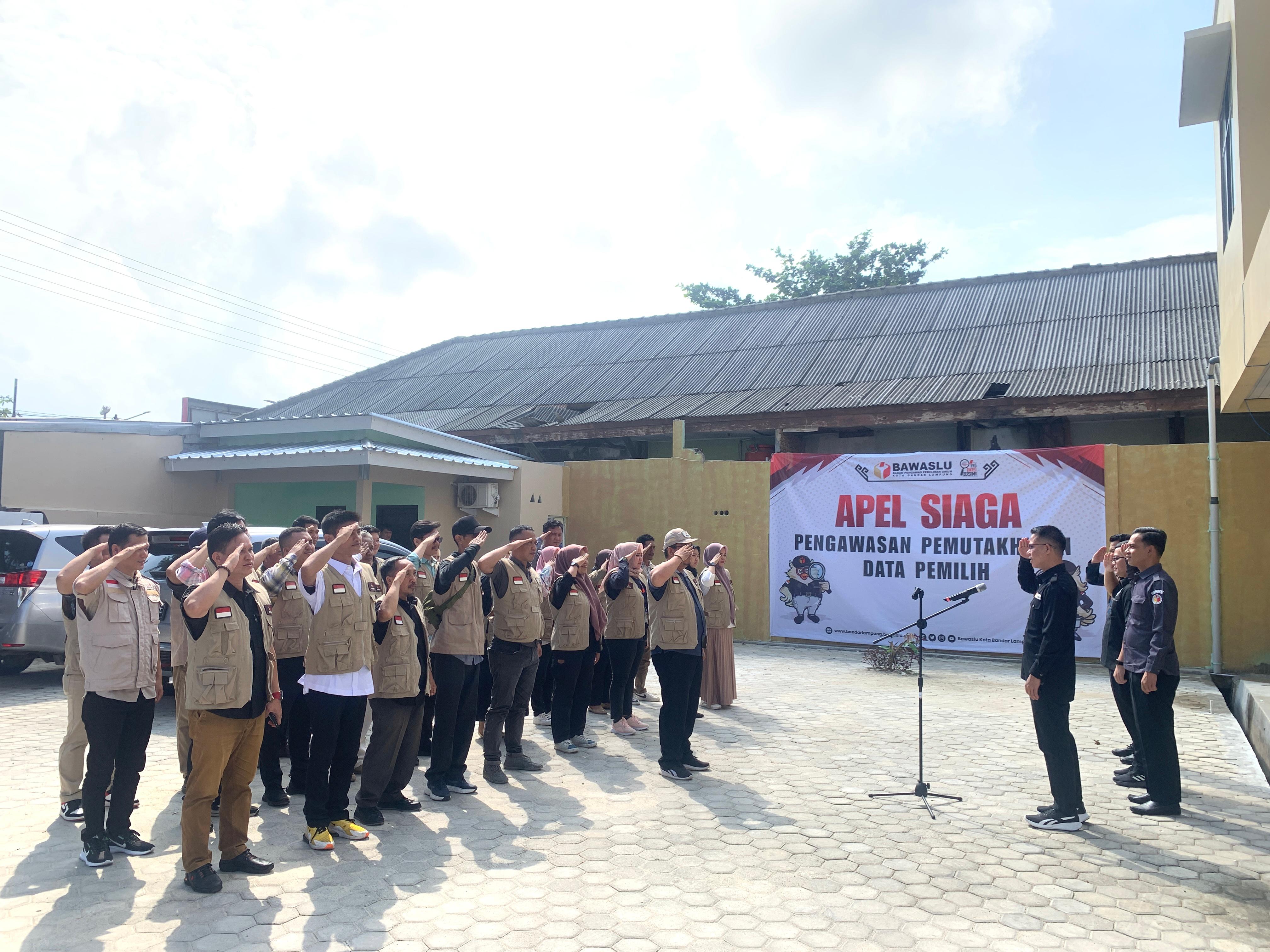 JELANG COKLIT, BAWASLU GELAR APEL SIAGA