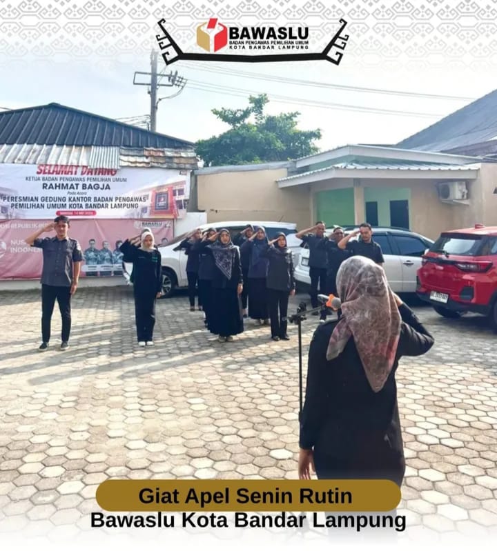 Bawaslu Kota Bandar Lampung Gelar Apel Senin Rutin, Tekankan Penguatan Koordinasi Antar Divisi