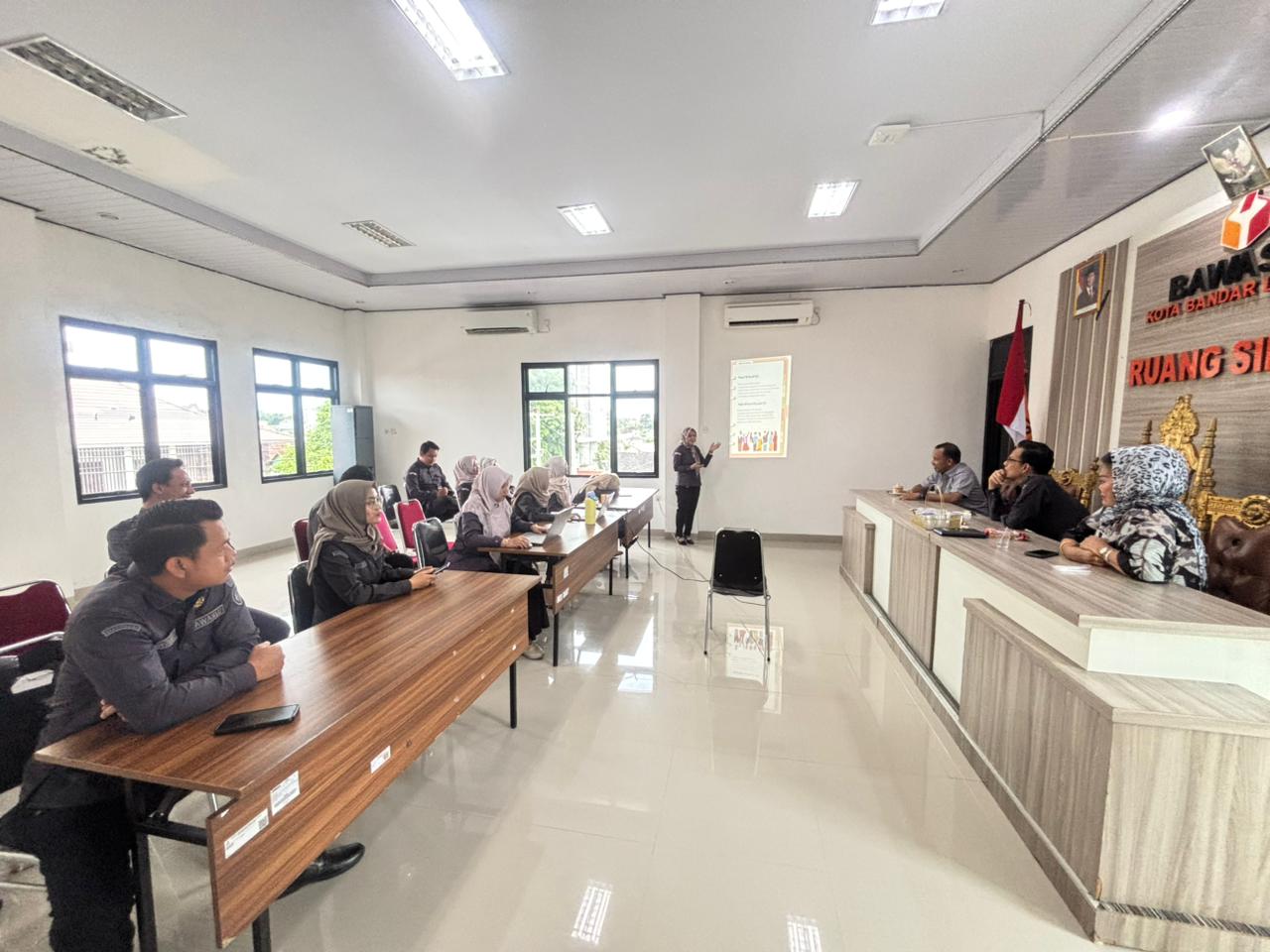 Bawaslu Kota Bandar Lampung Gelar Kajian Hukum Rutin Mingguan, Mengenai   Pengawasan Pemutakhiran Data Pemilih Berkelanjutan