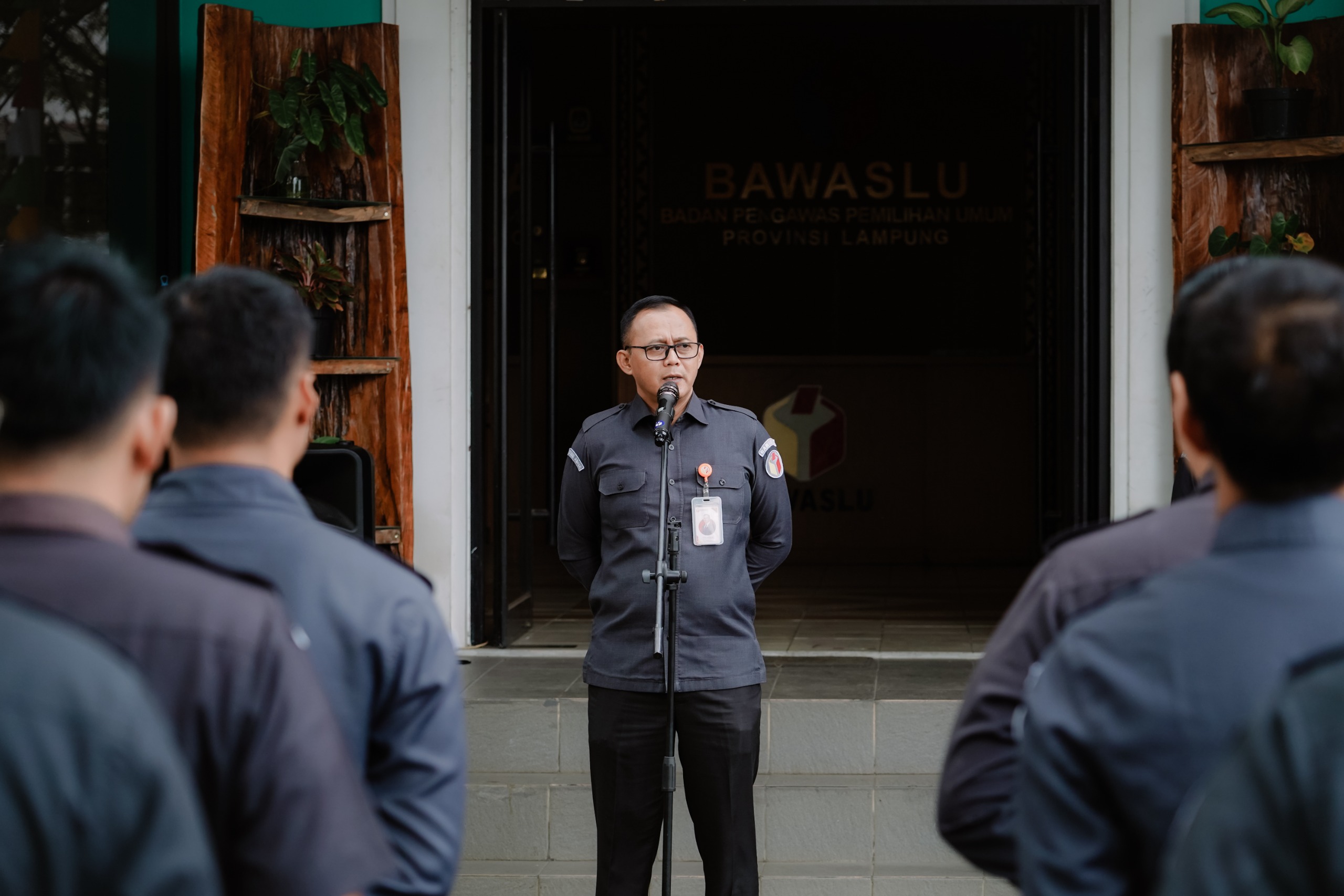 Bawaslu Provinsi Lampung Gelar Apel Rutin Awal Tahun 2026, Tekankan Evaluasi dan Peningkatan Kinerja