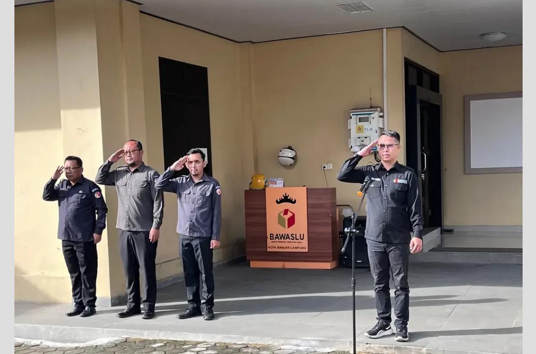 Bawaslu Kota Bandar Lampung Gelar Apel Senin Rutin, Perkuat Disiplin dan Integritas Jajaran