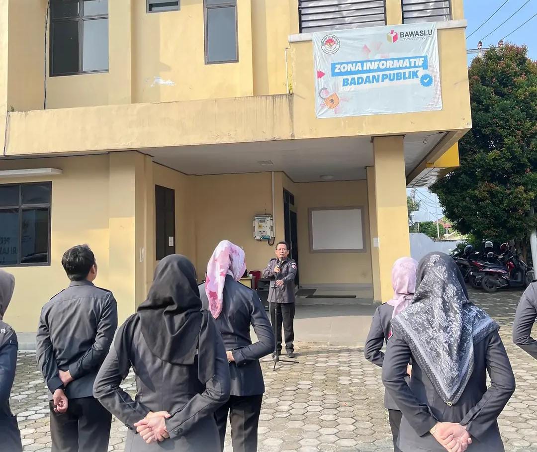 Apel Senin Pagi, Kepala Sekretariat Bawaslu Kota Bandar Lampung Tekankan Disiplin dan Integritas Aparatur