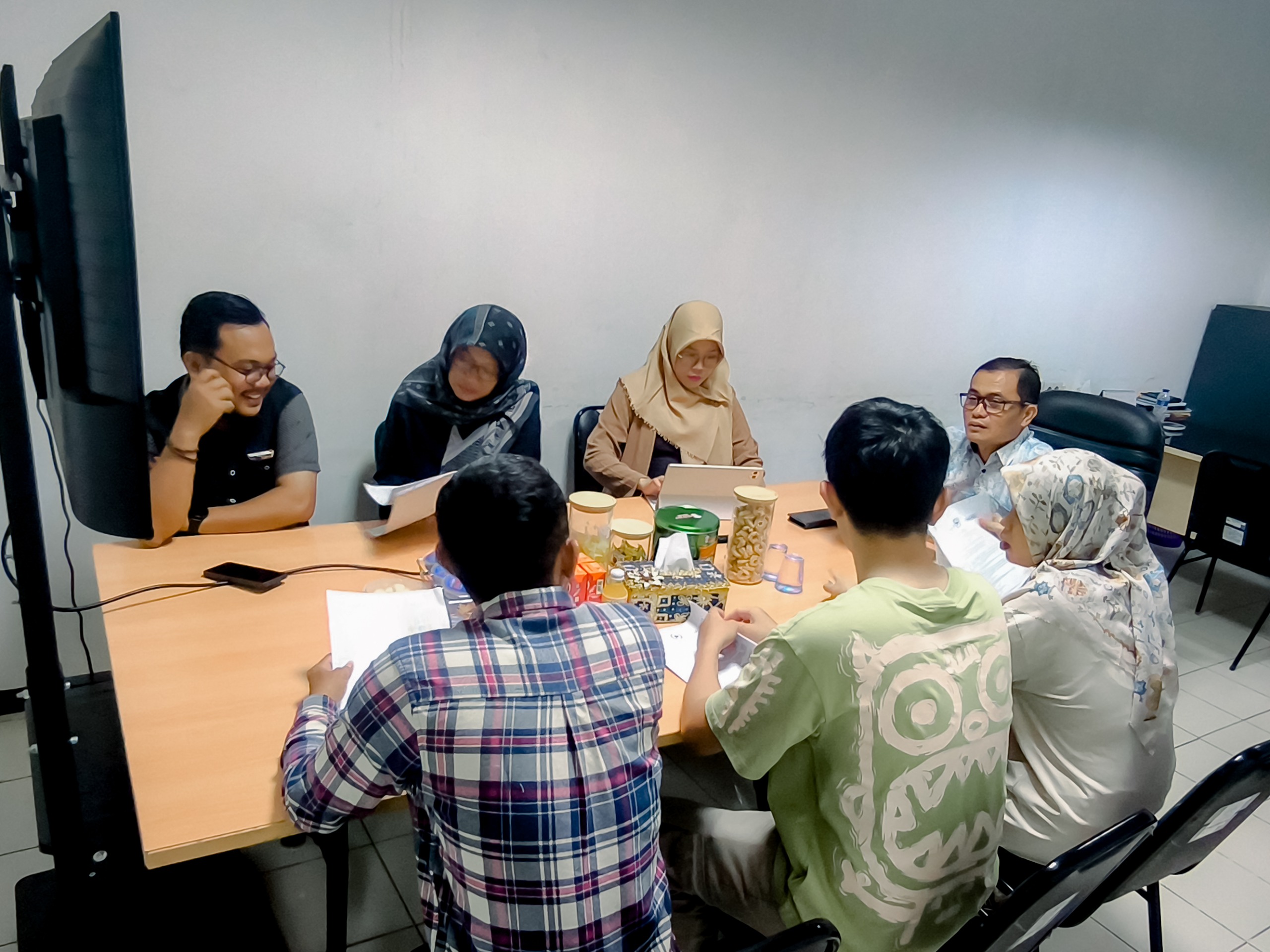 Evaluasi Berkala Bagian HHD, Bawaslu Lampung Dorong Kinerja Lebih Maksimal