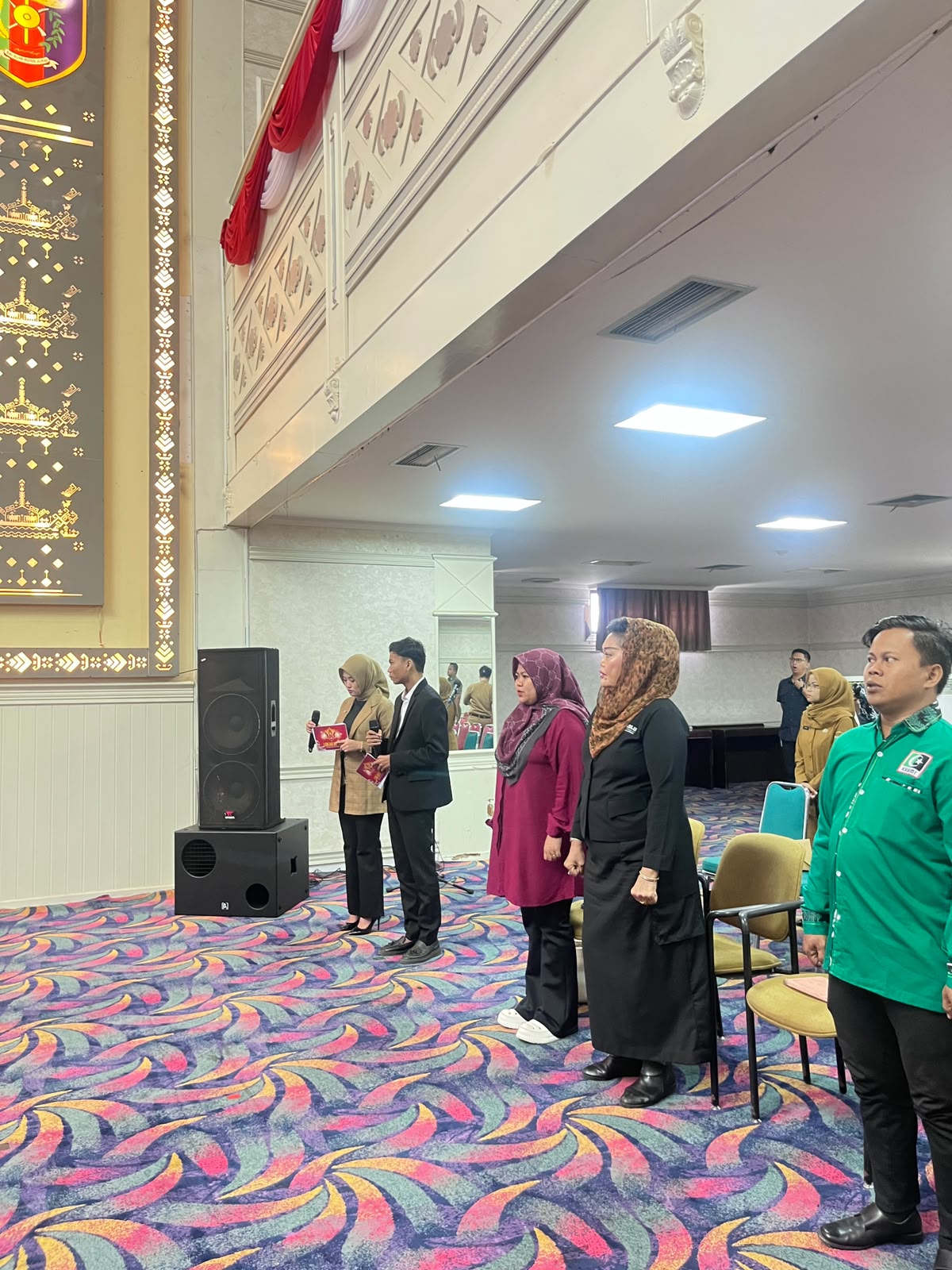 Bandar Lampung, Senin (26/10) - Anggota Badan Pengawas Pemilihan Umum (Bawaslu) Kota Bandar Lampung, Juwita, menghadiri kegiatan Seminar dan Lokakarya Nasional (Loknas) yang diselenggarakan oleh Dewan Pimpinan Cabang Gerakan Mahasiswa Nasional Indonesia (DPC GMNI) Bandar Lampung di Balai Keratun, Provinsi Lampung. ‎