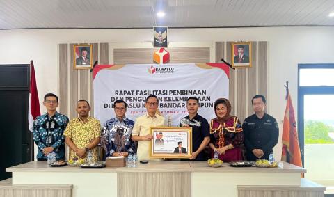 Dari Evaluasi Menuju Transformasi ; Bawaslu Kota Bandar Lampung kukuhkan penguatan kelembagaan