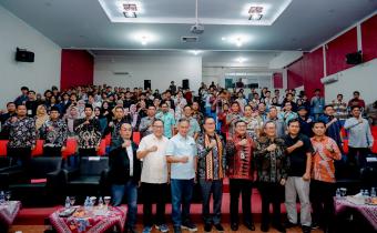 Hasanudin Alam Hadir di Seminar Nasional : Soroti Masa Depan Demokrasi Indonesia