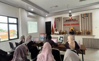 Perkuat Pemahaman Regulasi Kepemiluan, Bawaslu Kota Bandar Lampung Gelar Kajian Hukum Rutin