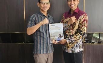 Bawaslu Kota Bandar Lampung Serahkan Laporan Akhir Pengawasan Tahun 2025 ke Sekretariat Jenderal Bawaslu RI