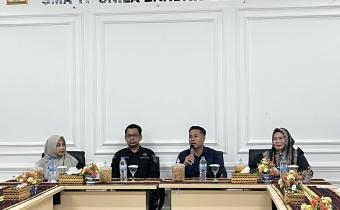 Bawaslu Kota Bandar Lampung Gelar Go To School di YP Unila, Dorong Kesadaran Demokrasi Pelajar