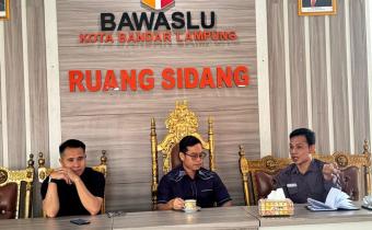 Bawaslu Kota Bandar Lampung Laksanakan Kajian Hukum Rutin Alur Penanganan Pelanggaran Pemilu