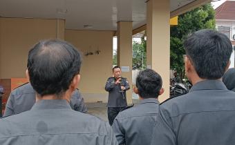 Apel Rutin Senin, Sekretariat Bawaslu Kota Bandar Lampung Tekankan Kesiapan dan Pemahaman Substansi Agenda